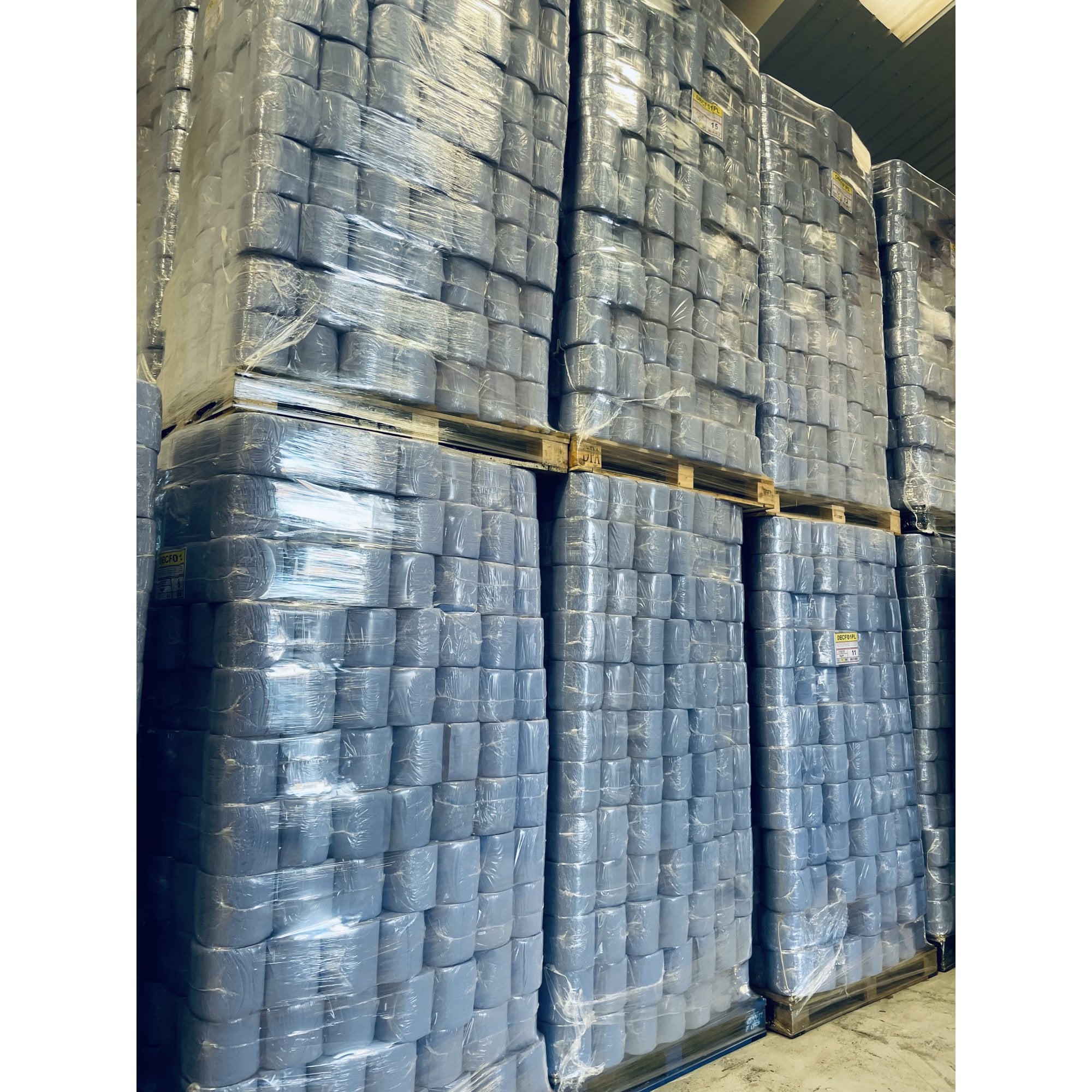 Wholesale Pallet Offer: 2ply Centrefeed Rolls | 91 Cases